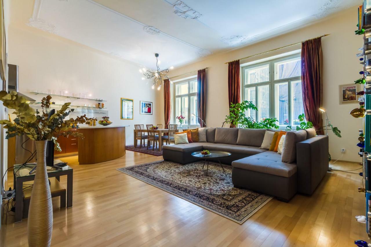 Apartment Victor プラハ エクステリア 写真